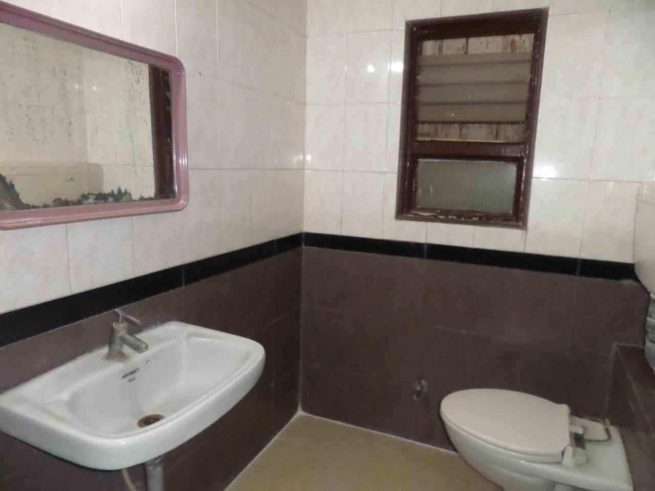 Hotel Padma Nashik Esterno foto